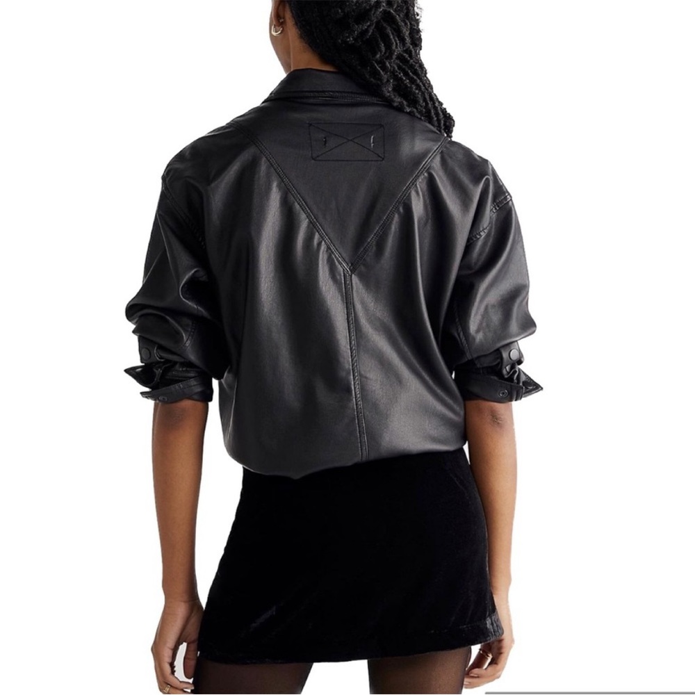 FREE PEOPLE Black Velvet Mini Skirt – Size 4 – NWT - Picture 4 of 10